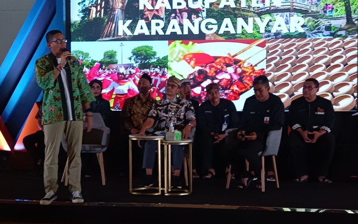 Menparekraf RI Sandiaga Uno, saat mengisi acara Workshop Tata Kota Kreatif, di Gedung Kebudayaan Kabupaten Karanganyar, Kamis (20/9/2023).