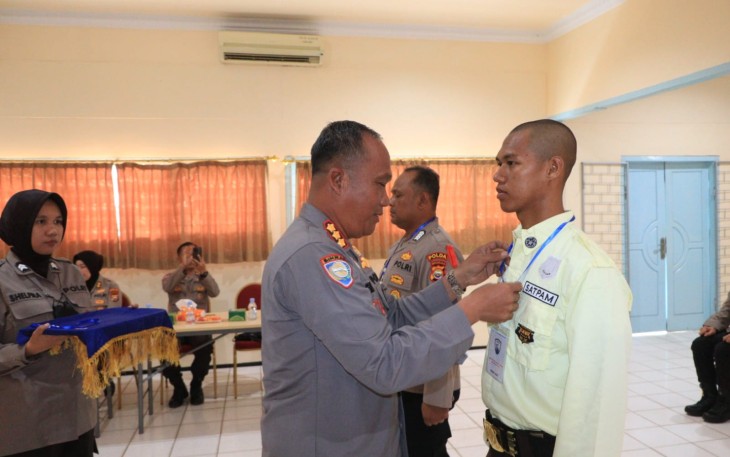 Direktorat Binmas Polda Bengkulu, Senin (18/12/2023) kembali menggelar pembukaan Pendidikan Dasar Satuan Pengamanan (Diksar Satpam) Gada Pratama dan Gada Madya Angkatan XIV Tahun 2023