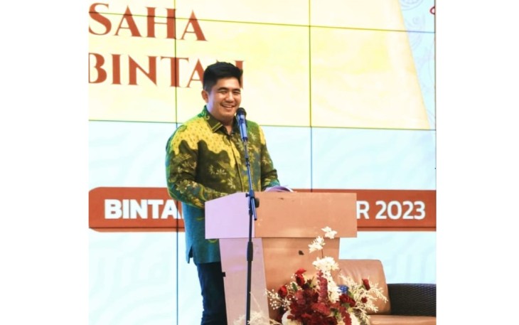 Bupati Bintan Roby Kurniawan  