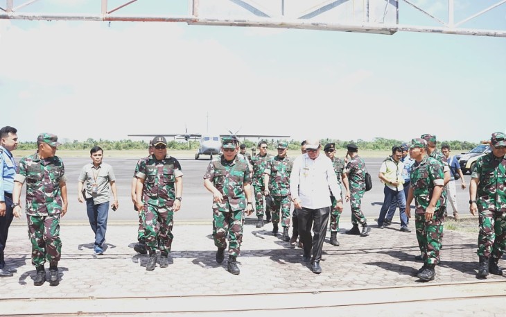 Wagub Rosjonsyah Dampingi Pangkogabwilhan I Tinjau Pelaksanaan Operasi Satgas Pulau Terluar Enggano