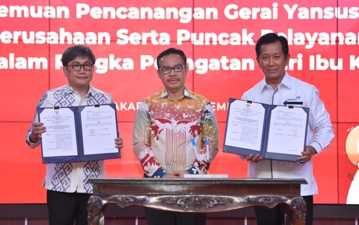 Penandatangan dilakukan oleh Dirjen PPKTrans Kemendes PDTT Danton Ginting Munthe dan Deputi Bidang Advokasi, Penggerakan dan Informasi (Adpin) BKKBN Sukaryo Teguh Santoso yang disaksikan Kepala BKKBN Hasto Wardoyo.