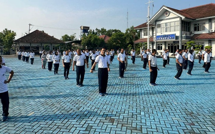Lanal Semarang Gelar Olahraga Bersama 