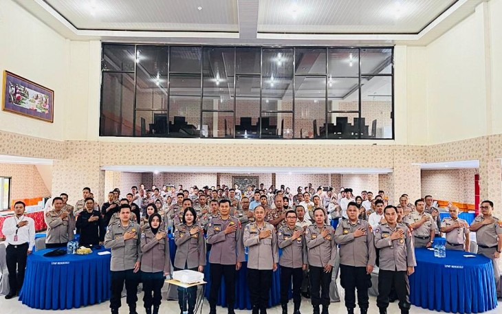 Foto Bersama usai acara