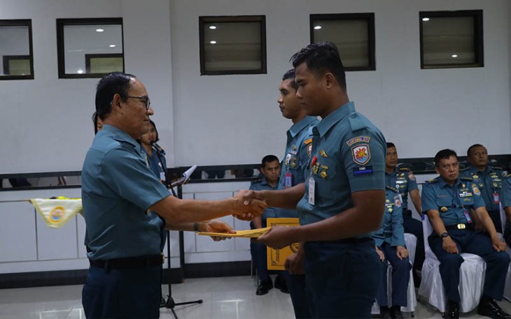 Waaskomlek Kasal Tutup Pelatihan Teknis Sisinfolahta di Koarmada III 