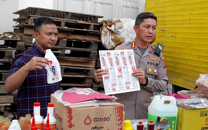 Kapolrestabes Medan Kombes Pol Valentino Alfa Tatareda SH SIK., didampingi Kasat Reskrim Kompol Teuku Fathir Mustafa SIK MH, Jumat (1/9/2023).
