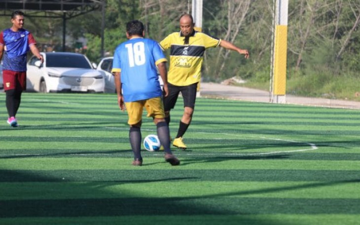 Tim Futsal Sekretariat DPRD Batam Imbangi Tim Futsal Dispora Batam