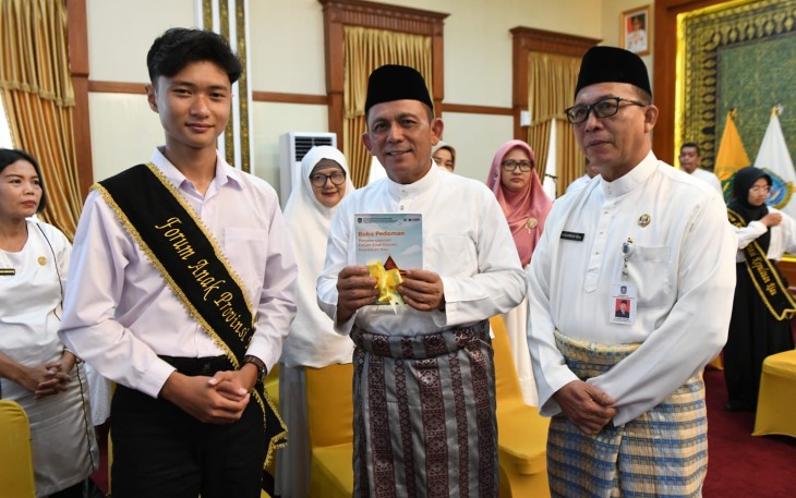Gubernur Ansar Kukuhkan Pengurus FORARI Periode 2023-2025