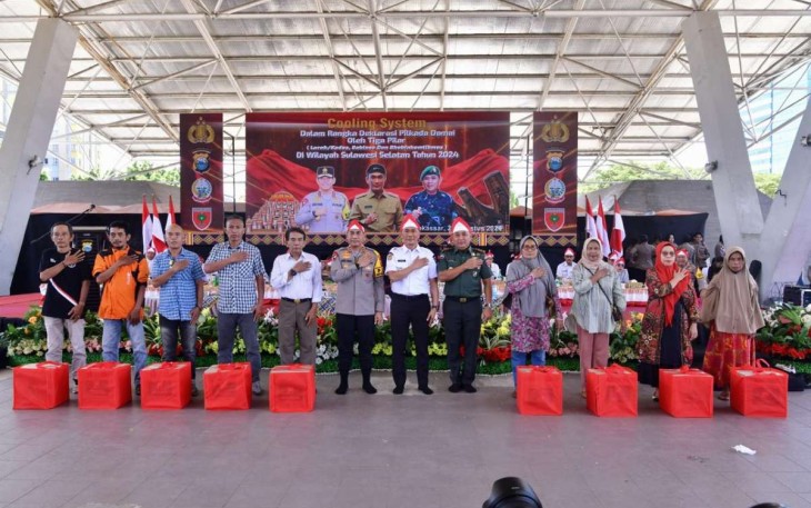 Deklarasi damai wilayah Sulawesi Selatan di lapangan Karebosi Makassar 