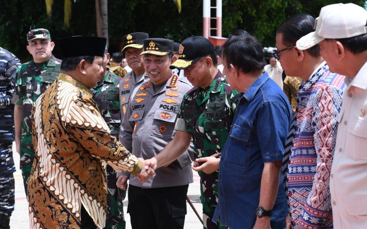 Panglima TNI Dampingi Presiden RI Hadiri Pembukaan Tanwir dan Resepsi Milad Ke-112 Muhammadiyah