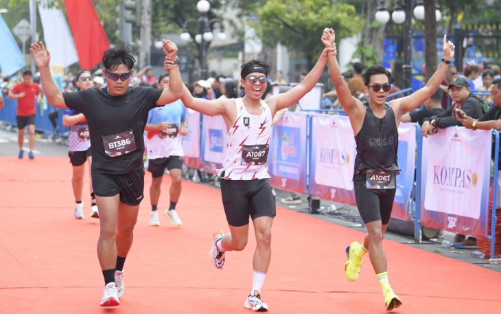 Antusiasme masyarakat saat mengikuti ajang Semarang 10K 2024