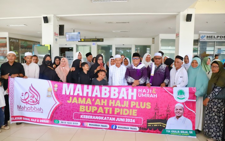 Suasana Haru Warga Pidie Saat Lepas Pj Bupati dan Istri Tunaikan Ibadah Haji