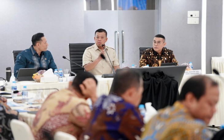 Menteri Nusron Minta Dukungan Menko AHY