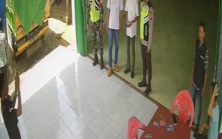 Gudang Logistik Pilkada PPK Belitang Jaya dan PPK Belitang III di Pasang CCTV Oleh Polsek Belitang III