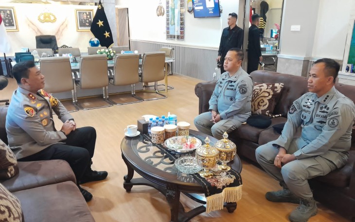 Kepala Zona Bakamla Tengah Laksanakan Courtesy Call ke Mapolda Sulsel