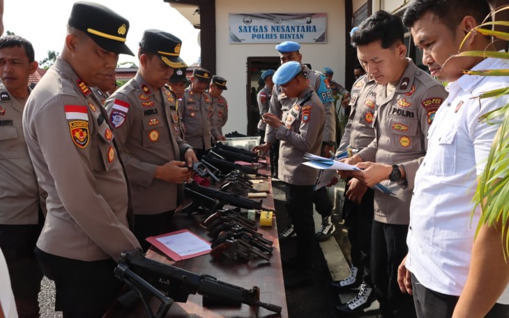 Polres Bintan Gelar Pengecekan Senjata Api Dinas