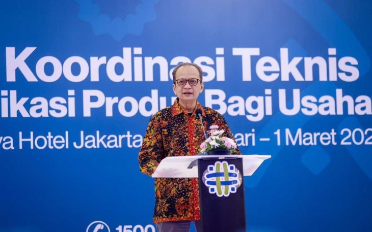 Deputi Bidang Usaha Mikro KemenKopUKM Yulius saat membuka Rapat Koordinasi Teknis Fasilitasi Sertifikasi Produk Bagi Usaha Mikro di Jakarta, Rabu malam (28/02).
