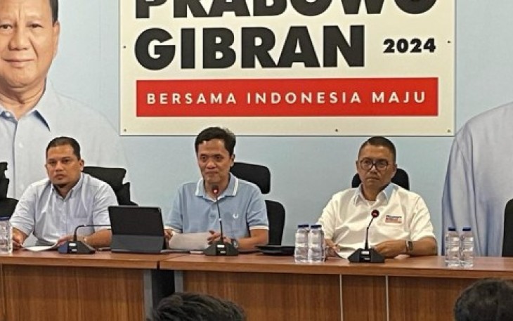 Wakil Ketua Tim Kampanye Nasional (TKN) Prabowo-Gibran, Habiburokhman dalam konferensi pers di Media Center TKN Prabowo-Gibran, Jakarta, Jumat (12/1/24). 