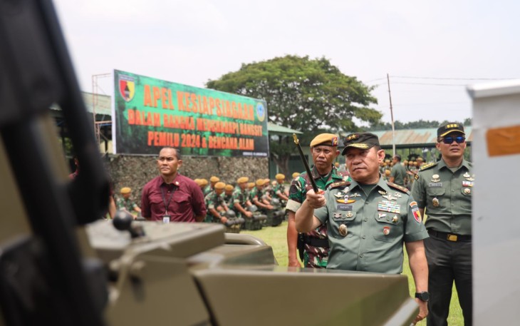 Pangdam V/Brawijaya Mayjen TNI Rafael Granada Baay menggelar kunjungan kerjanya di Mako Yonarhanud 8/MBC, Kecamatan Gedangan, Kabupaten Sidoarjo, Kamis (18/01/2024)