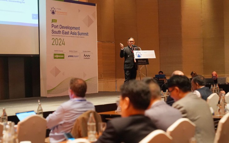 Direktur Badan Usaha Pelabuhan BP Batam, Dendi Gustinandar, saat menjadi pembicara dalam ajang bergengsi 3rd Port Development South East Asia Summit (PDSEAS) 2024 yang berlangsung di Hotel Hilton, Bangkok, Thailand, pada Selasa, 10 September 2024.