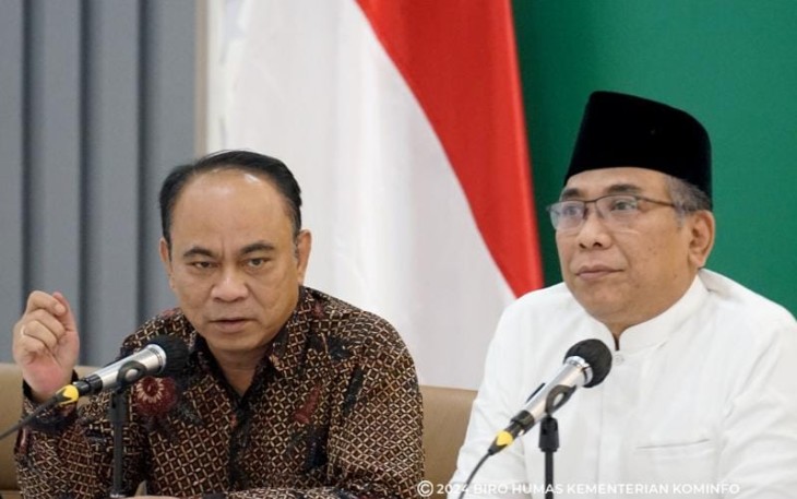 Menkominfo Budi Arie Setiadi dalam konferensi pers usai pertemuan dengan Ketua Umum Pengurus Besar Nahdlatul Ulama (PBNU) K.H. Yahya Cholil Staquf di Kantor Pusat PBNU, Jakarta Pusat, Kamis (18/1/2023).