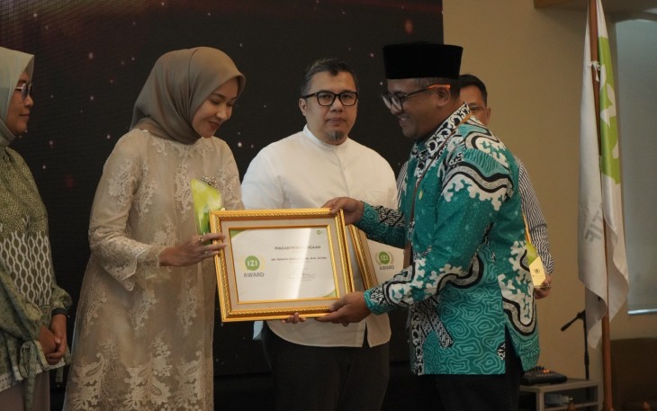 Lembaga Amil Zakat Nasional (Laznas) Inisiatif Zakat Indonesia (IZI) mengelar public expose dan pemberian penghargaan IZI Award yang berlangsung di A-One Hotel, Kebon Sirih, Menteng, Jakarta Pusat, Selasa (5/3/2024)