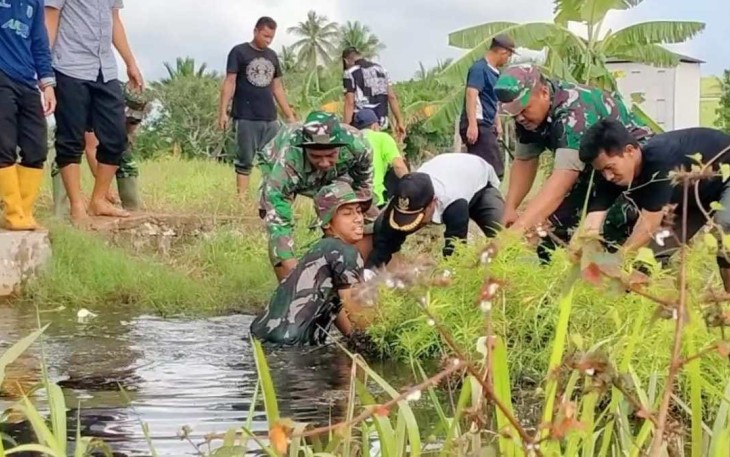 Koramil 1001-11/Danau Panggang Rangkul Masyarakat Cegah Banjir 