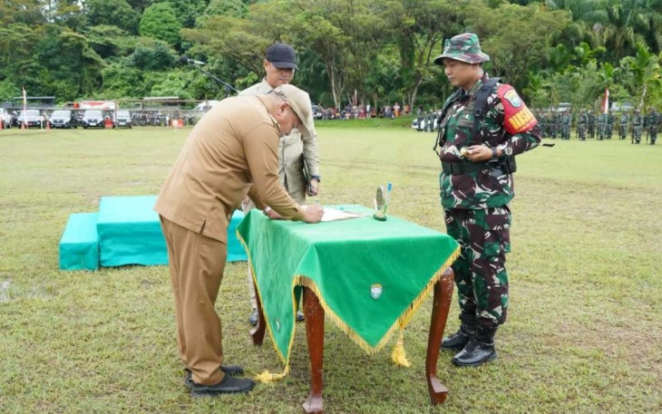 Pj Bupati Abdya H Darmansah saat peresmian TMMD ke 119 Kodim 0110/Abdya, Selasa (20/2)
