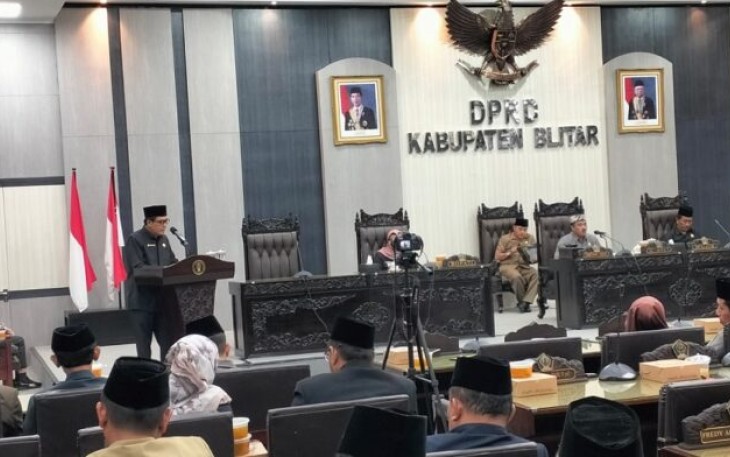 Fraksi-fraksi DPRD Kabupaten Blitar Sampaikan Pandangan Umum untuk LKPJ Bupati Blitar Tahun 2023