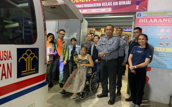 Dewi warga binaan Lapas Binjai mendapatkan bantuan pelayanan melahirkan, Rabu (17/4)