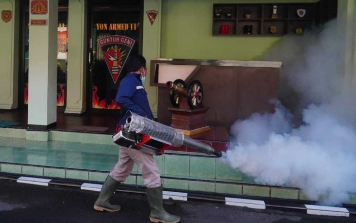 Fogging seluruh area Yonarmed 11 Kostrad 