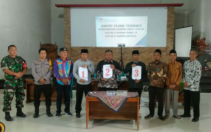 Rapat Pleno Terbuka Penentuan Nomor Urut Calon Kepala Dusun