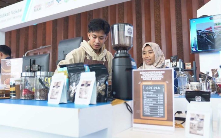 Program magang industri Kemendikbduristek 