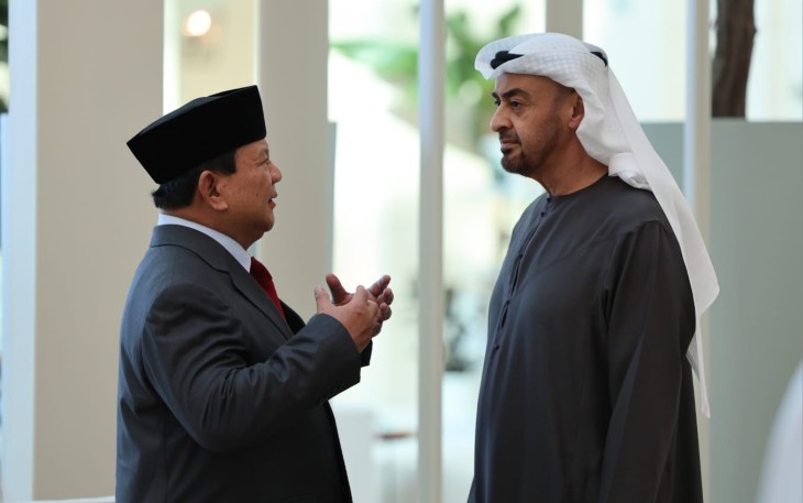 Menhan Prabowo Kunjungi Presiden MBZ di UEA, Bahas Kerja Sama Pertanahan dan Isu Internasional 