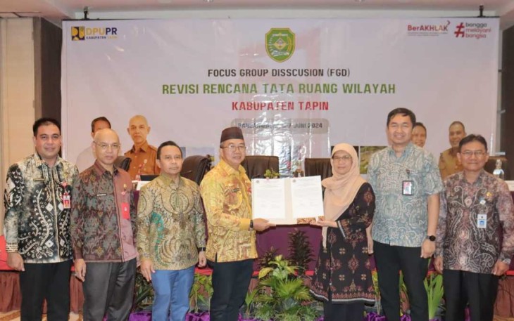 FGD RTRW Kabupaten Tapin, di hotel Fugo Banjarmasin 
