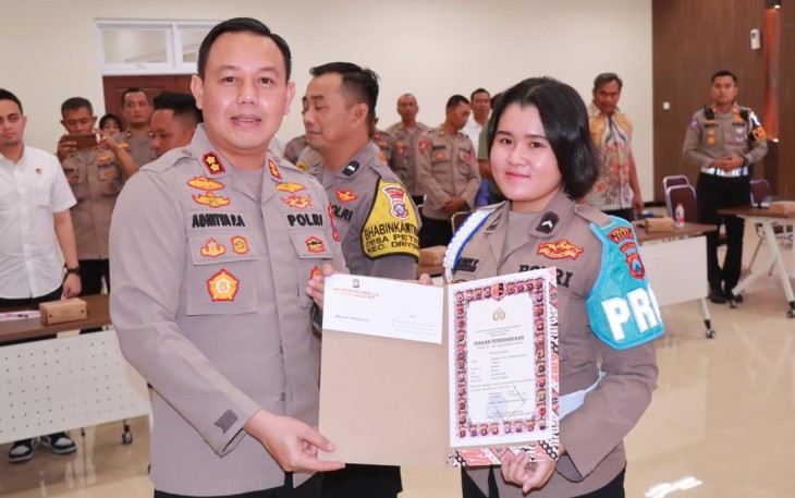 Bripda Mirabell Polwan Polres Gresik 
