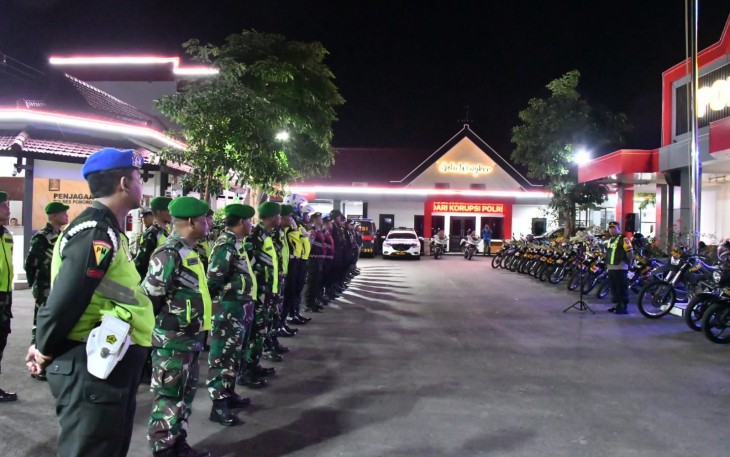 TNI Polri di Ponorogo Gelar Patroli Gabungan 