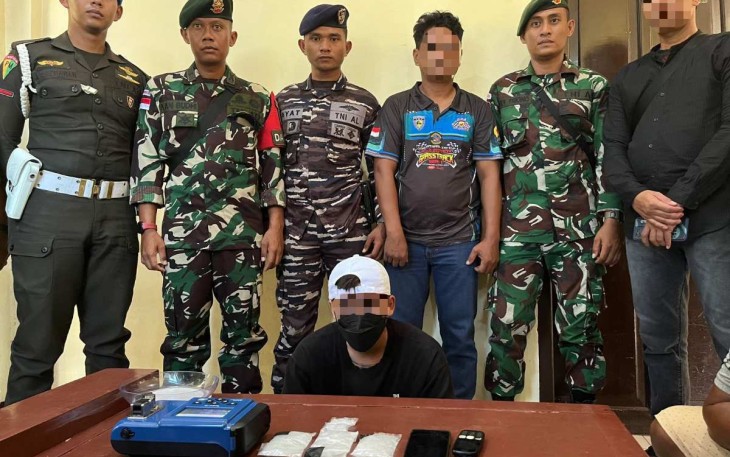 Personel Lanal Nunukan saat konferensi pers penyelundupan sabu