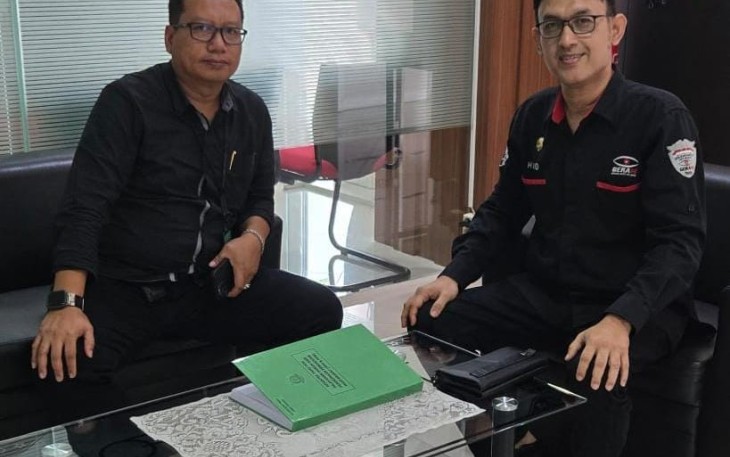 Ketua DPD GERAM Jateng Havid Sungkar mendatangi  kantor Kejati Jateng diterima Kasi penerangan hukum Arfan Triono untuk mengkonfirmasi kasus penyalahgunaan narkoba  yang dilakukan oleh oknum Kejari Blora berinisial RAA