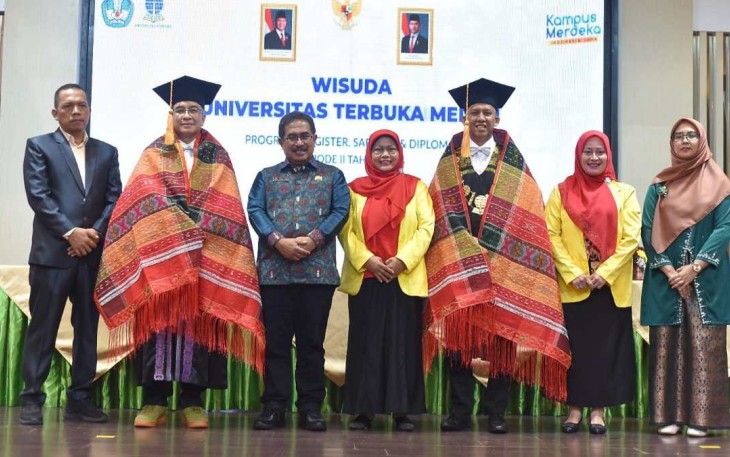 Momentum wisuda di Universitas Terbuka Medan, Sumatera Utara 