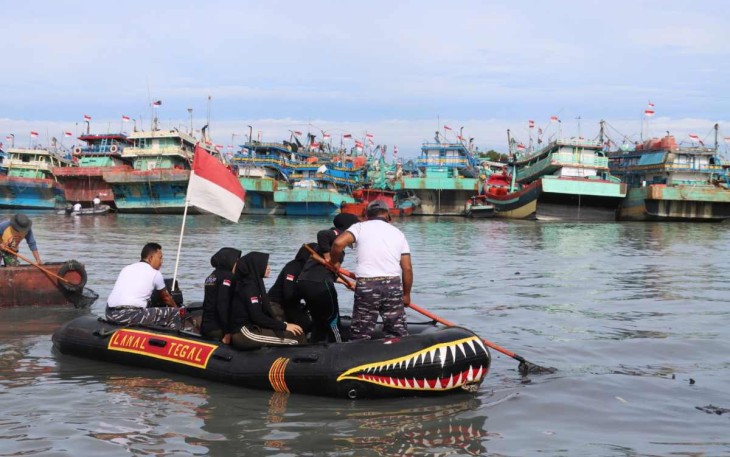 Program laut bersih Lanal Tegal 