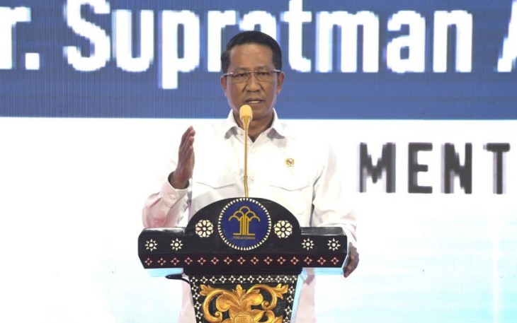 Menteri Hukum Sampaikan Menyebutkan Tahun 2025  Pelayanan Publik Kemenkum Berbasis Digital.