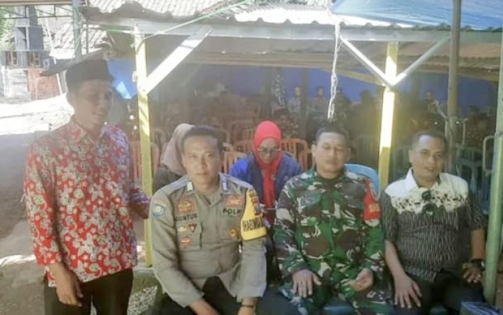 Komsos Babinsa bersama warga binaannya