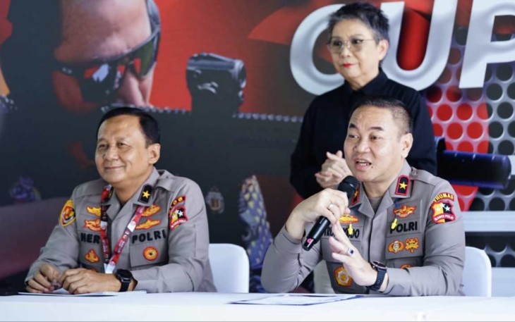 Karo Penmas Divhumas Polri Brigjen Pol Trunojoyo saat memberikan keterangan pers di lapangan tembak Senayan Jakarta, Kamis (11/7)