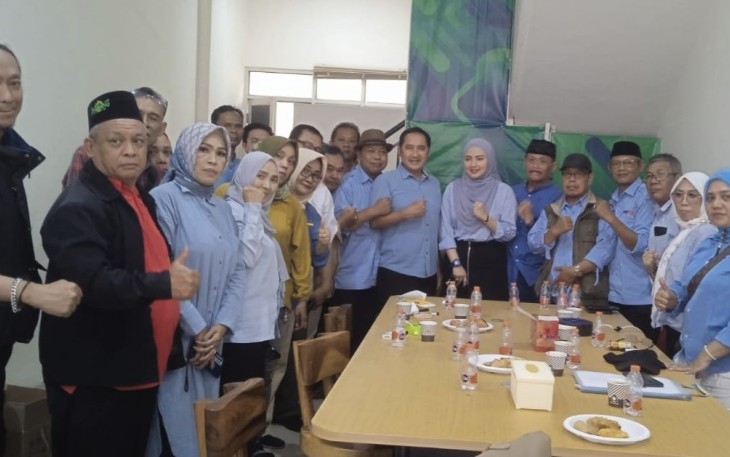 Ketum Geruss Eny Yuliastiny Mochammad di kantor PKB posko Candra 