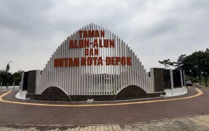 Taman Alun-alun dan hutan Kota Wilayah Barat (Taman Albar) yang ada di wilayah Kecamatan Bojongsari-Sawangan, Senin (23/9)