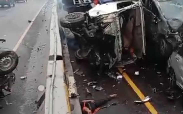 Tabrakan beruntun di ruas tol Purbaleunyi KM 92, Senin (11/11)