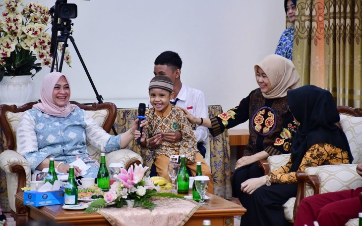 Ahli Waris Awak Pesud Bonanza T-2503 Terima Santunan dari Ketum IKKT PWA 
