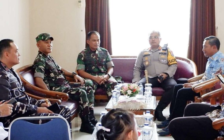 Danrem 081/DSJ saat bertemu dengan Forkopimda Pacitan di Kejaksaan Negeri Pacitan, Sabtu (17/2/2024).