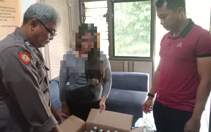 Polsek Limbangan Sita Belasan Botol Miras