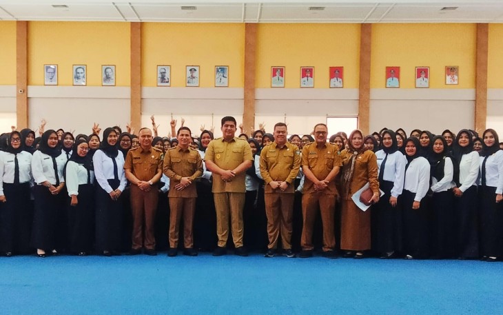 Foto bersama usai acara